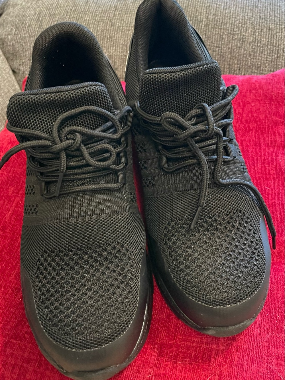 Men's Black Knit Athletic Sneakers - Lightweight Comfort. Steel toed